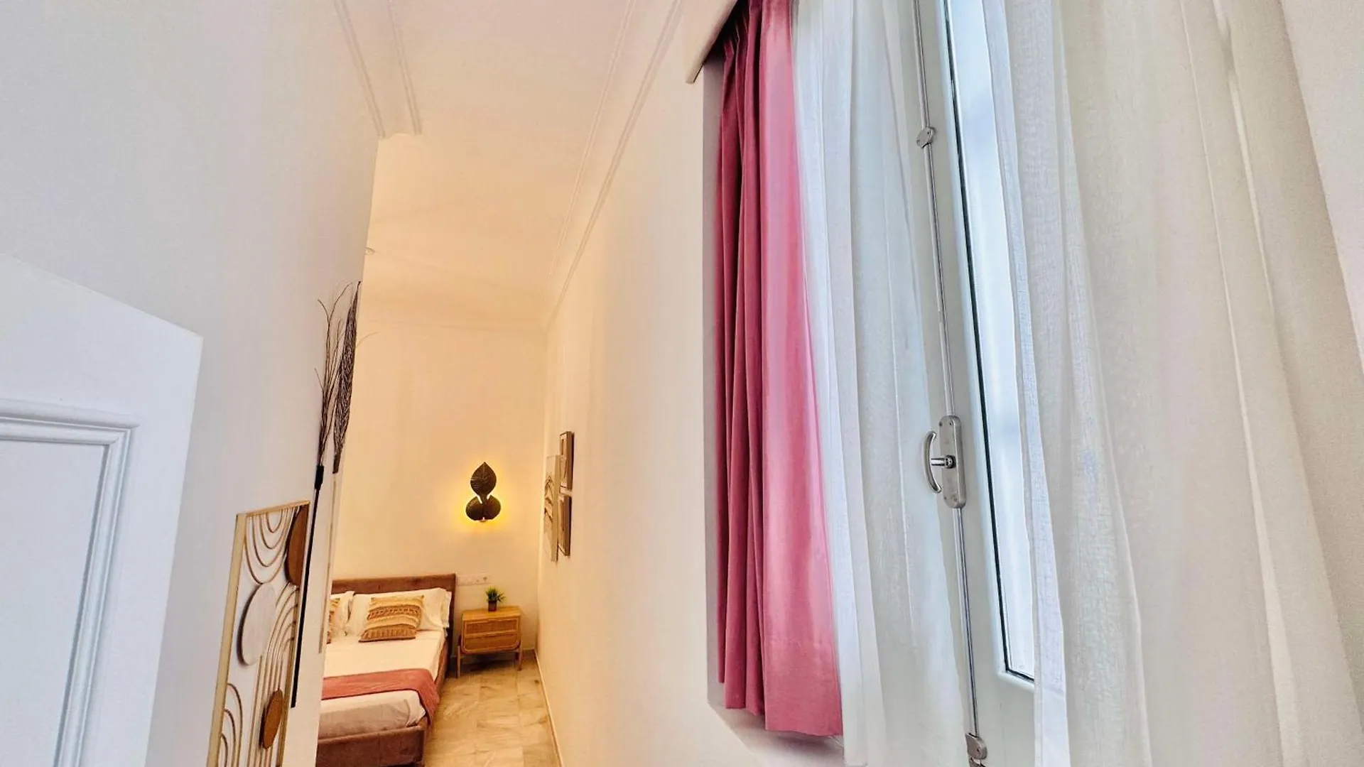 Hotel Las Cortes De Cadiz 3*,