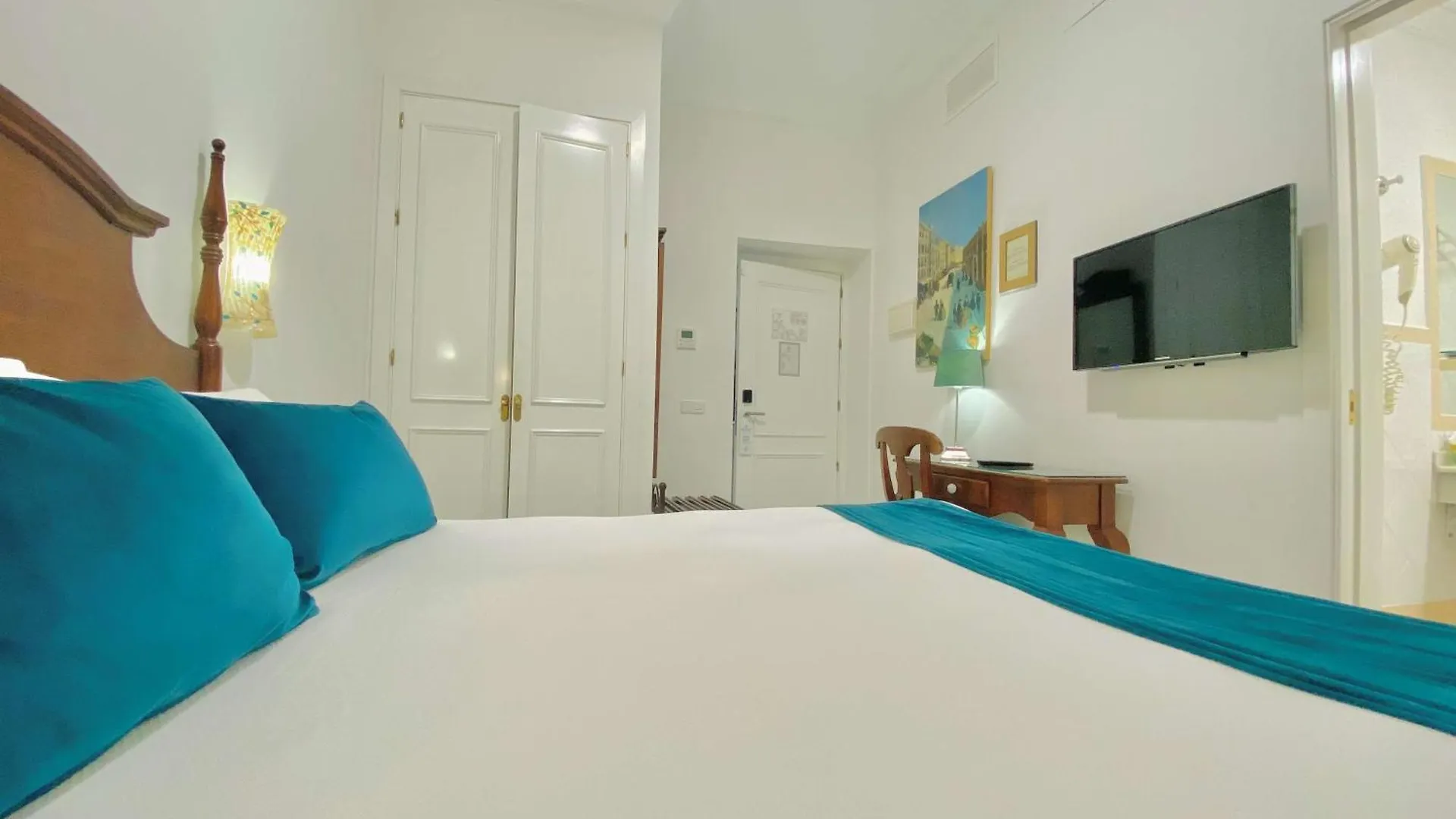 Hotel Las Cortes De Cadiz 3*,  Spain